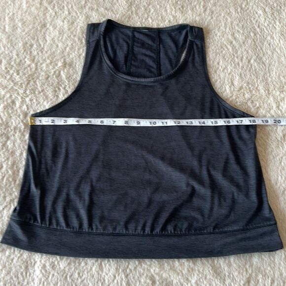 Under Armour tank top gray - Picture 6 of 16